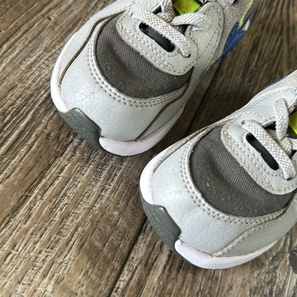 Nike Air Max Excee Toddler Shoes, Size 7 - Picture 4 of 8